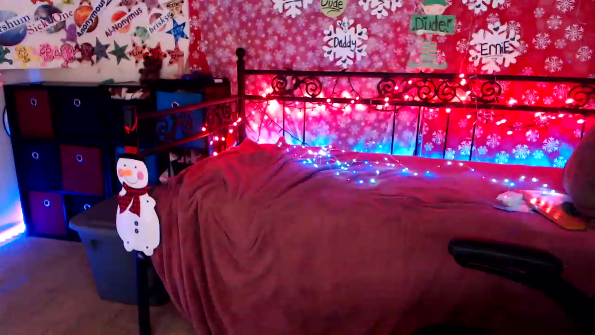 Gallery image thumbnail from SouthernSkye's myfreecams stream on, 12/11/2022, 08:55 image 15 of 20