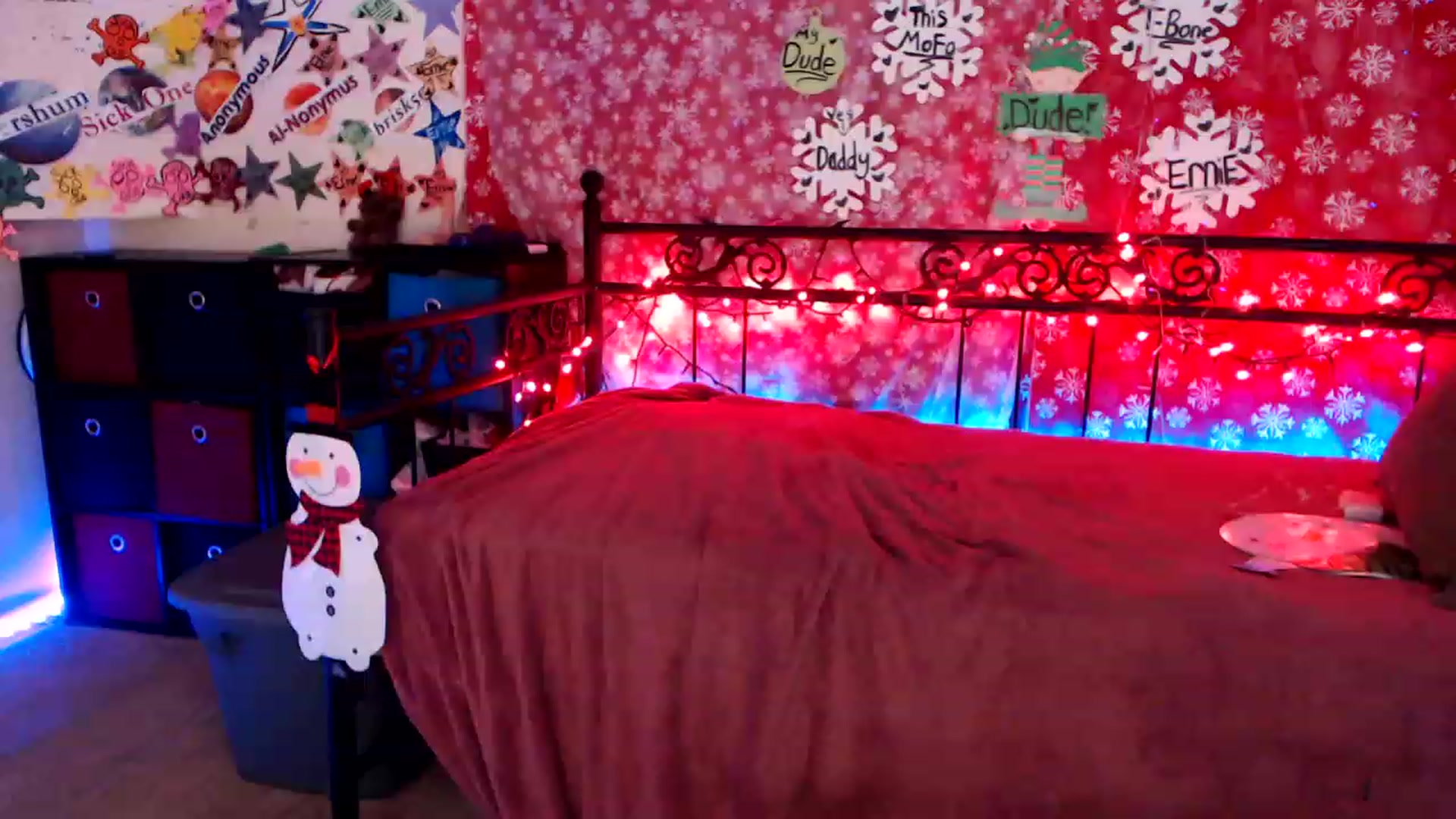 Gallery image thumbnail from SouthernSkye's myfreecams stream on, 12/11/2022, 08:55 image 9 of 20