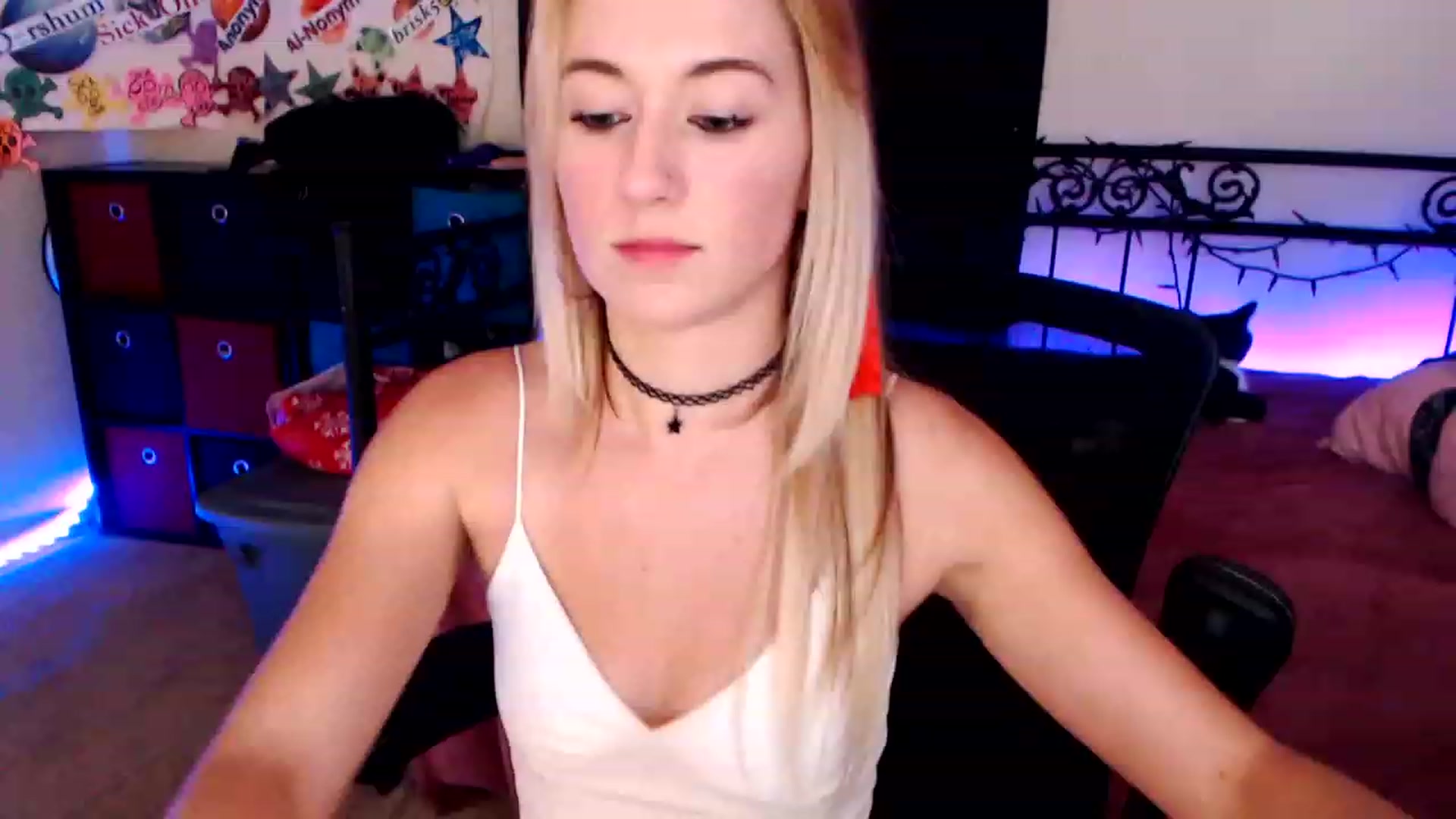 Gallery image thumbnail from SouthernSkye's myfreecams stream on, 01/01/2023, 07:22 image 3 of 20
