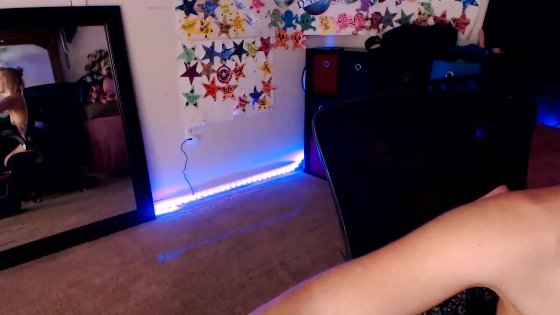 Gallery image thumbnail from SouthernSkye's myfreecams stream on, 01/02/2023, 08:17 image 4 of 20