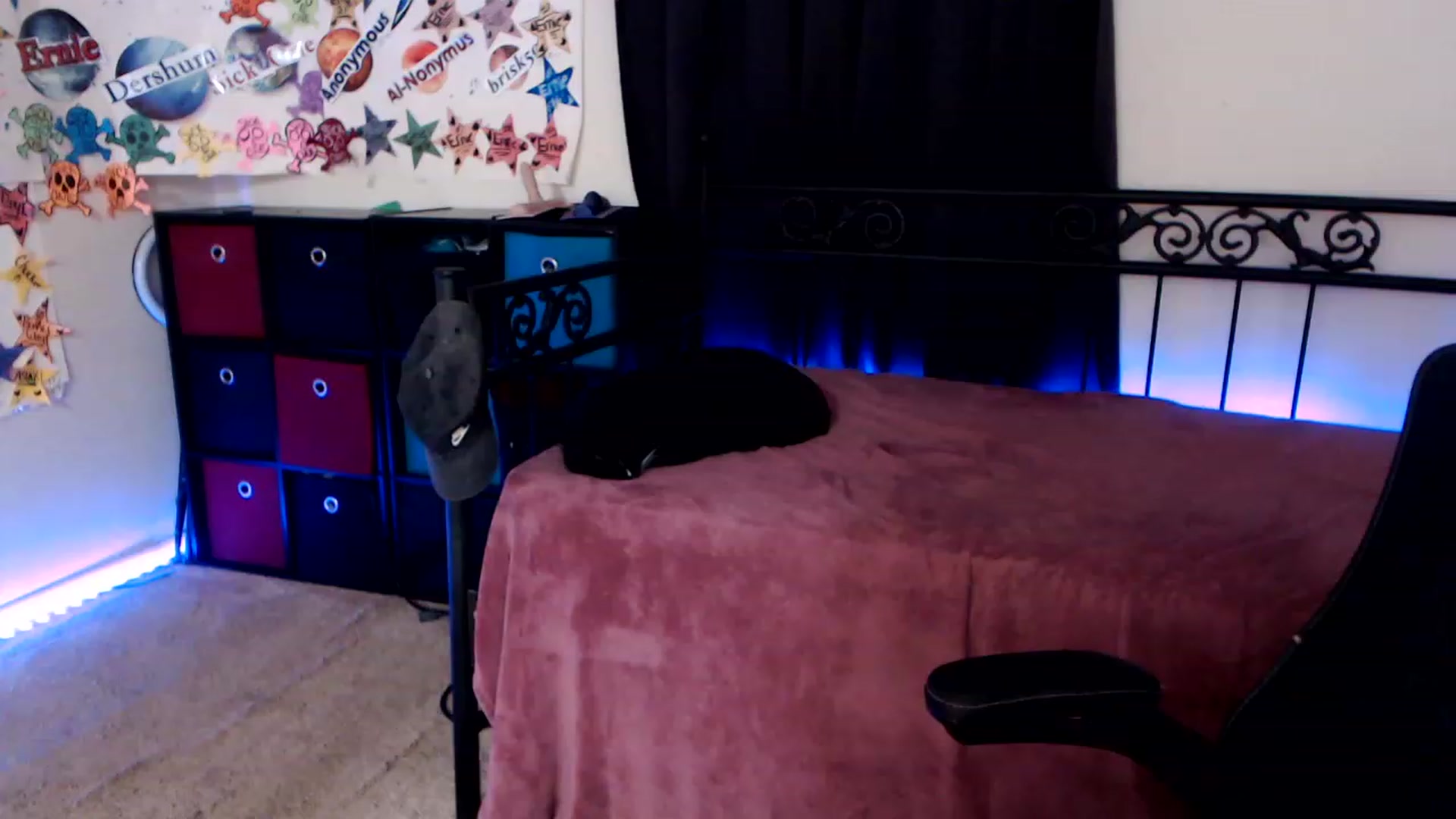 Gallery image thumbnail from SouthernSkye's myfreecams stream on, 01/09/2023, 07:54 image 1 of 20