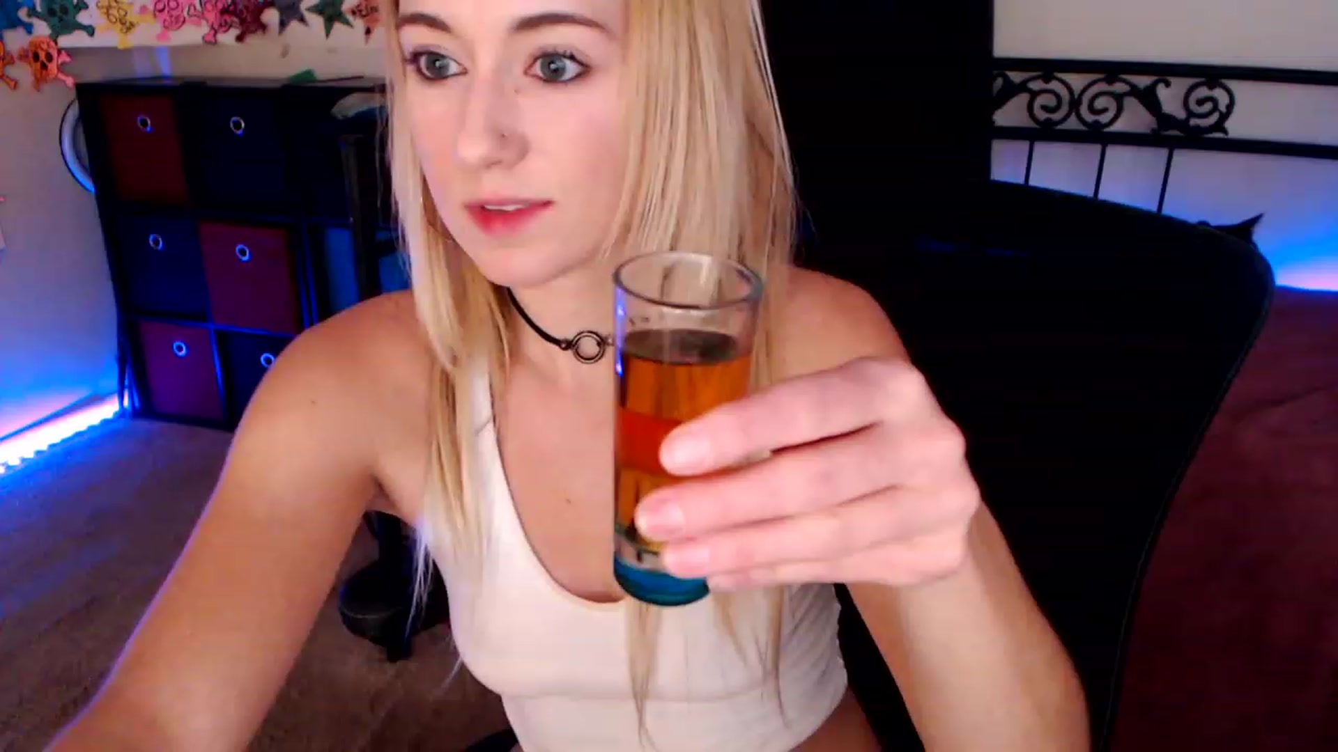 Gallery image thumbnail from SouthernSkye's myfreecams stream on, 01/12/2023, 07:46 image 1 of 20