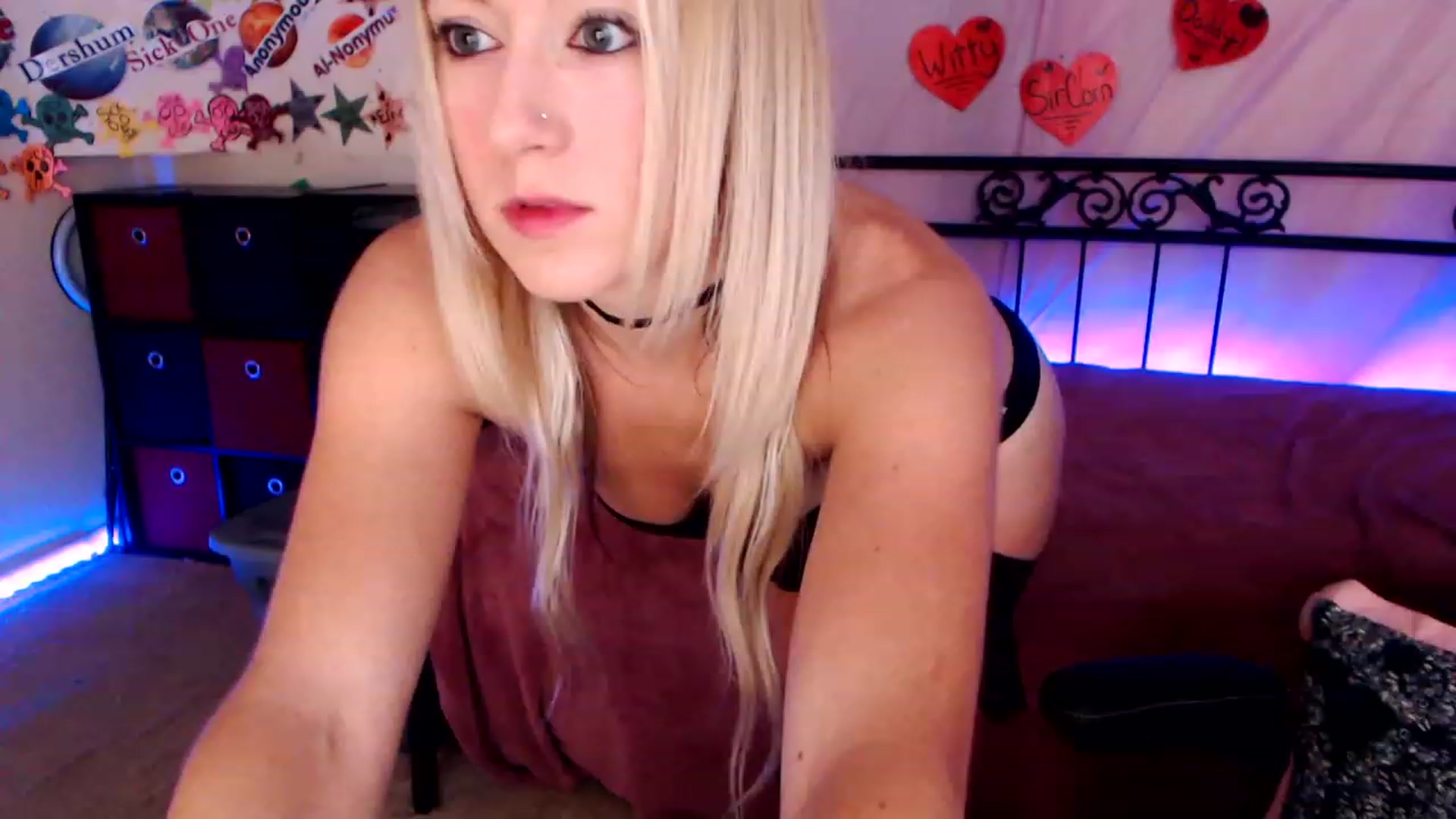 Gallery image thumbnail from SouthernSkye's myfreecams stream on, 02/08/2023, 08:03 image 1 of 20