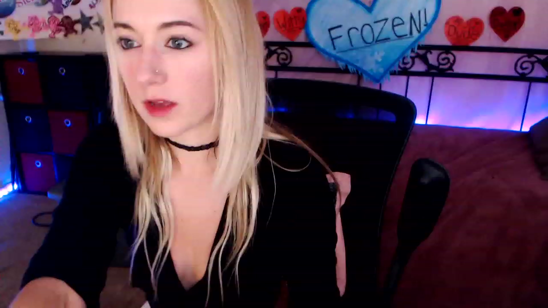 Gallery image thumbnail from SouthernSkye's myfreecams stream on, 02/13/2023, 05:54 image 5 of 20