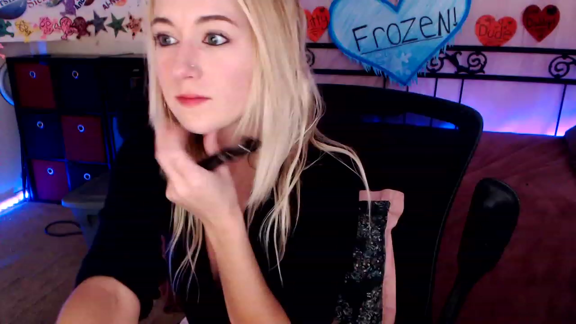 Gallery image thumbnail from SouthernSkye's myfreecams stream on, 02/13/2023, 05:54 image 9 of 20