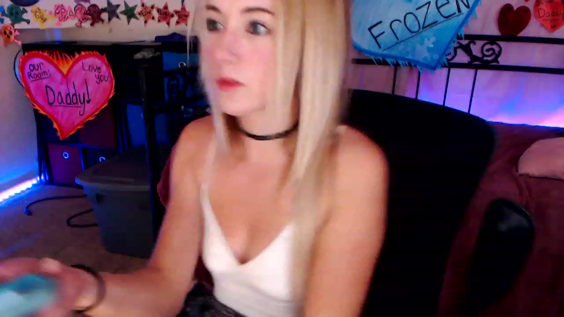 Gallery image thumbnail from SouthernSkye's myfreecams stream on, 02/17/2023, 06:30 image 20 of 20