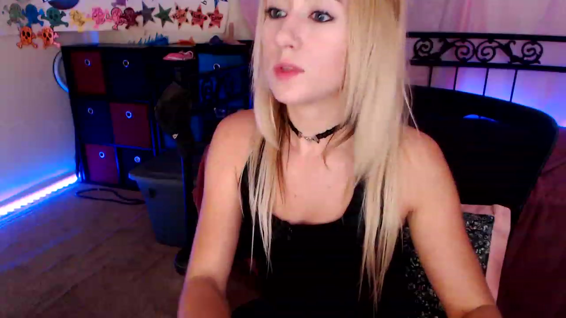 Gallery image thumbnail from SouthernSkye's myfreecams stream on, 02/25/2023, 08:24 image 20 of 20