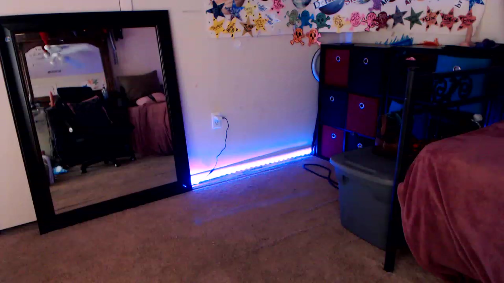Gallery image thumbnail from SouthernSkye's myfreecams stream on, 02/28/2023, 07:54 image 5 of 20