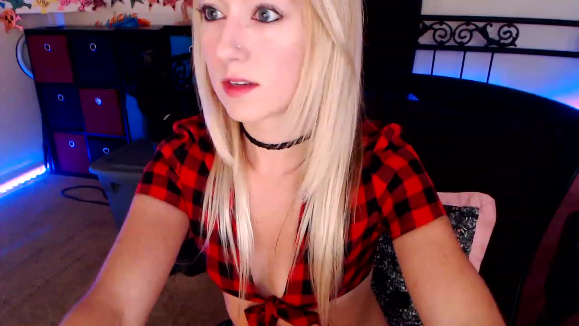 Gallery image thumbnail from SouthernSkye's myfreecams stream on, 03/03/2023, 05:58 image 10 of 20