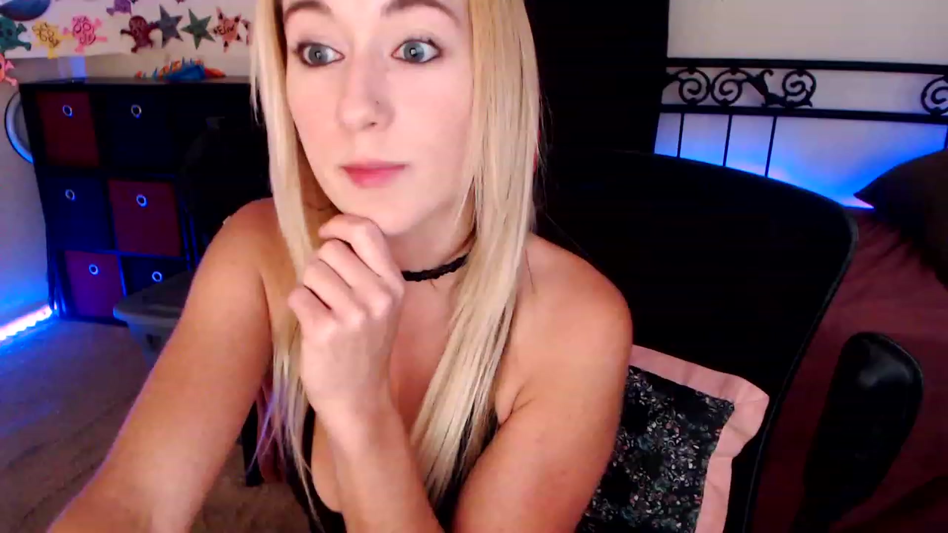 Gallery image thumbnail from SouthernSkye's myfreecams stream on, 03/09/2023, 08:04 image 2 of 20