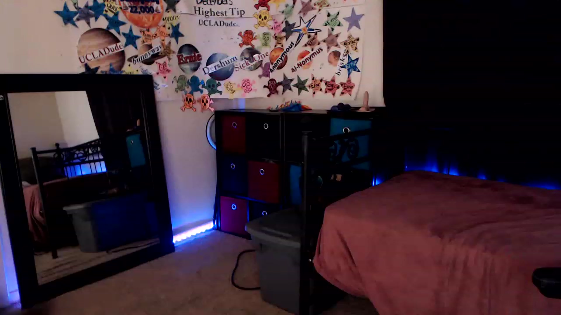 Gallery image thumbnail from SouthernSkye's myfreecams stream on, 03/10/2023, 08:43 image 19 of 20