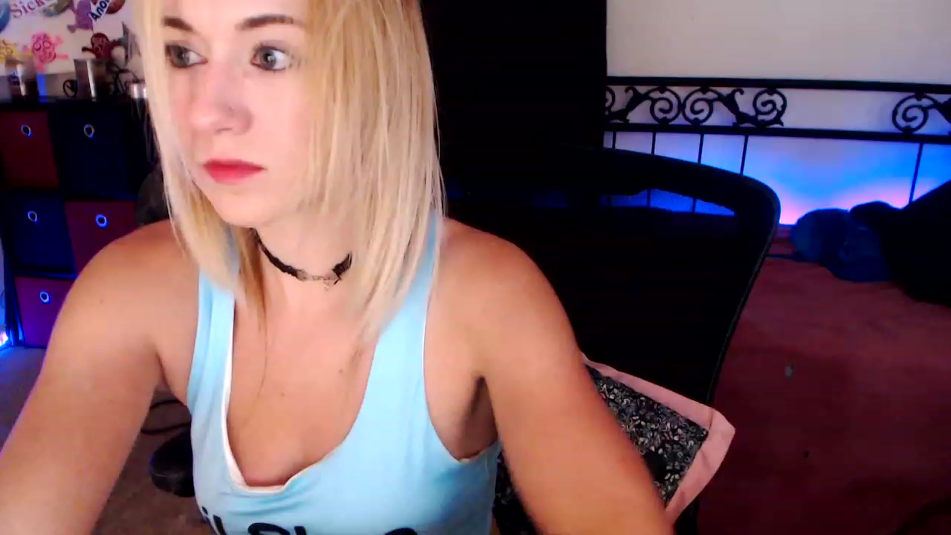 Gallery image thumbnail from SouthernSkye's myfreecams stream on, 03/19/2023, 08:05 image 15 of 20