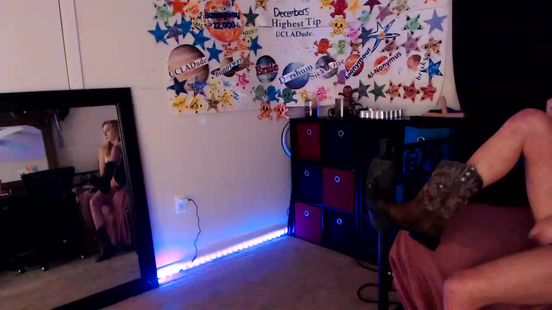 Gallery image thumbnail from SouthernSkye's myfreecams stream on, 03/20/2023, 06:38 image 8 of 20