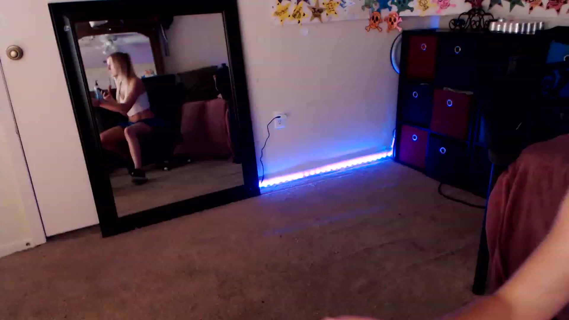 Gallery image thumbnail from SouthernSkye's myfreecams stream on, 03/26/2023, 04:14 image 19 of 20