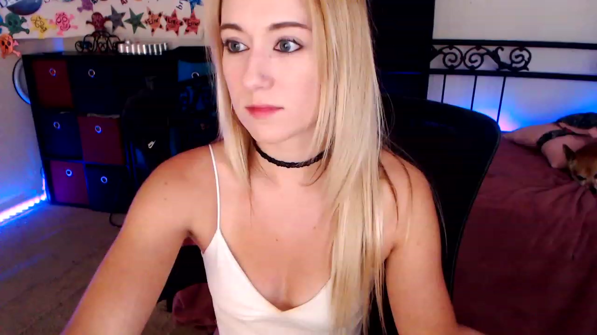 Gallery image thumbnail from SouthernSkye's myfreecams stream on, 03/26/2023, 07:59 image 4 of 20