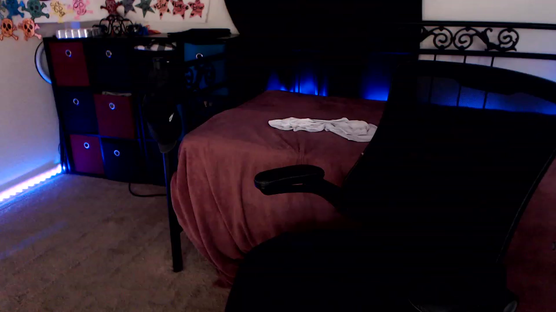 Gallery image thumbnail from SouthernSkye's myfreecams stream on, 03/29/2023, 05:33 image 6 of 20