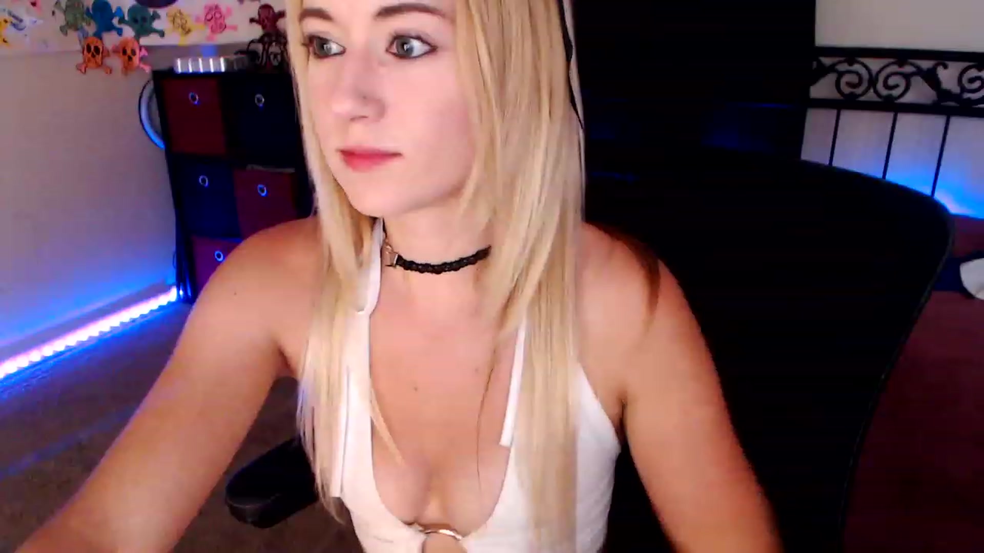 Gallery image thumbnail from SouthernSkye's myfreecams stream on, 03/29/2023, 06:32 image 12 of 20