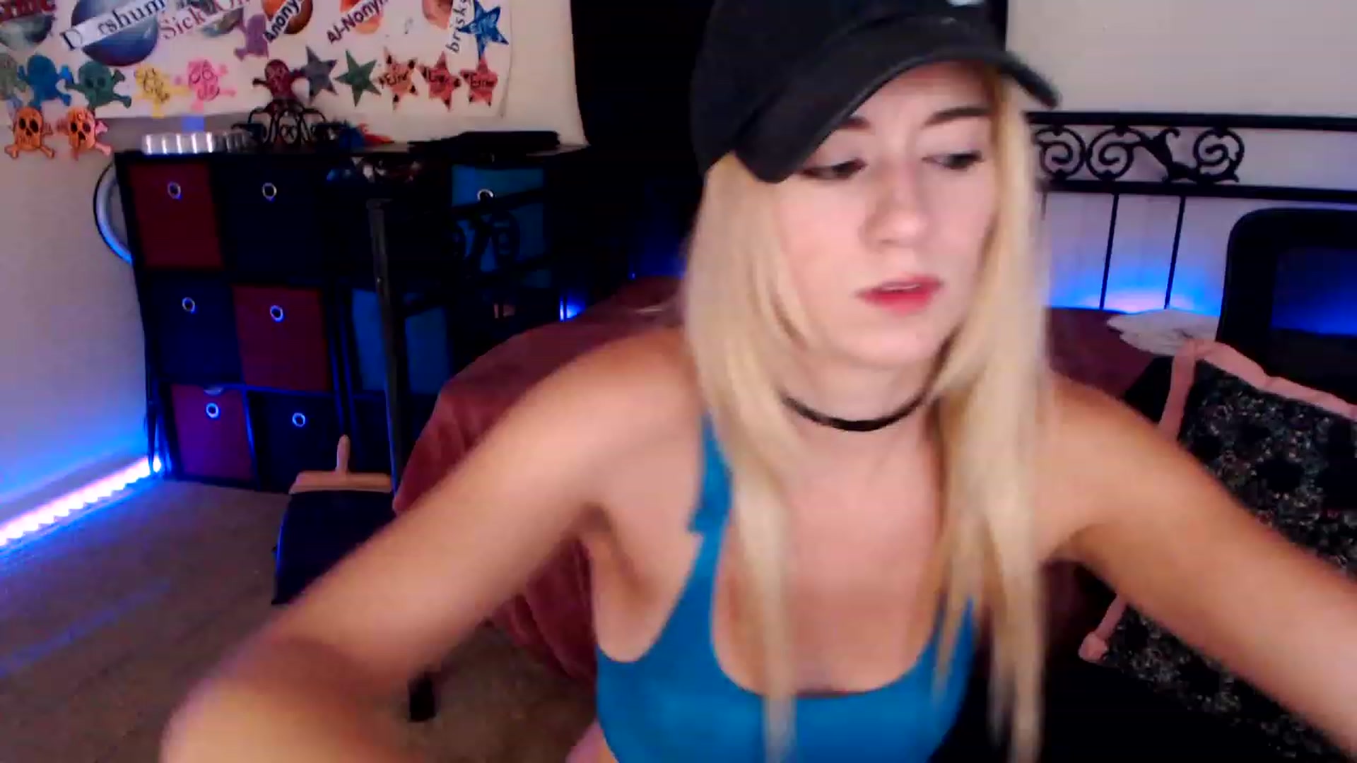 Gallery image thumbnail from SouthernSkye's myfreecams stream on, 03/31/2023, 08:59 image 6 of 20