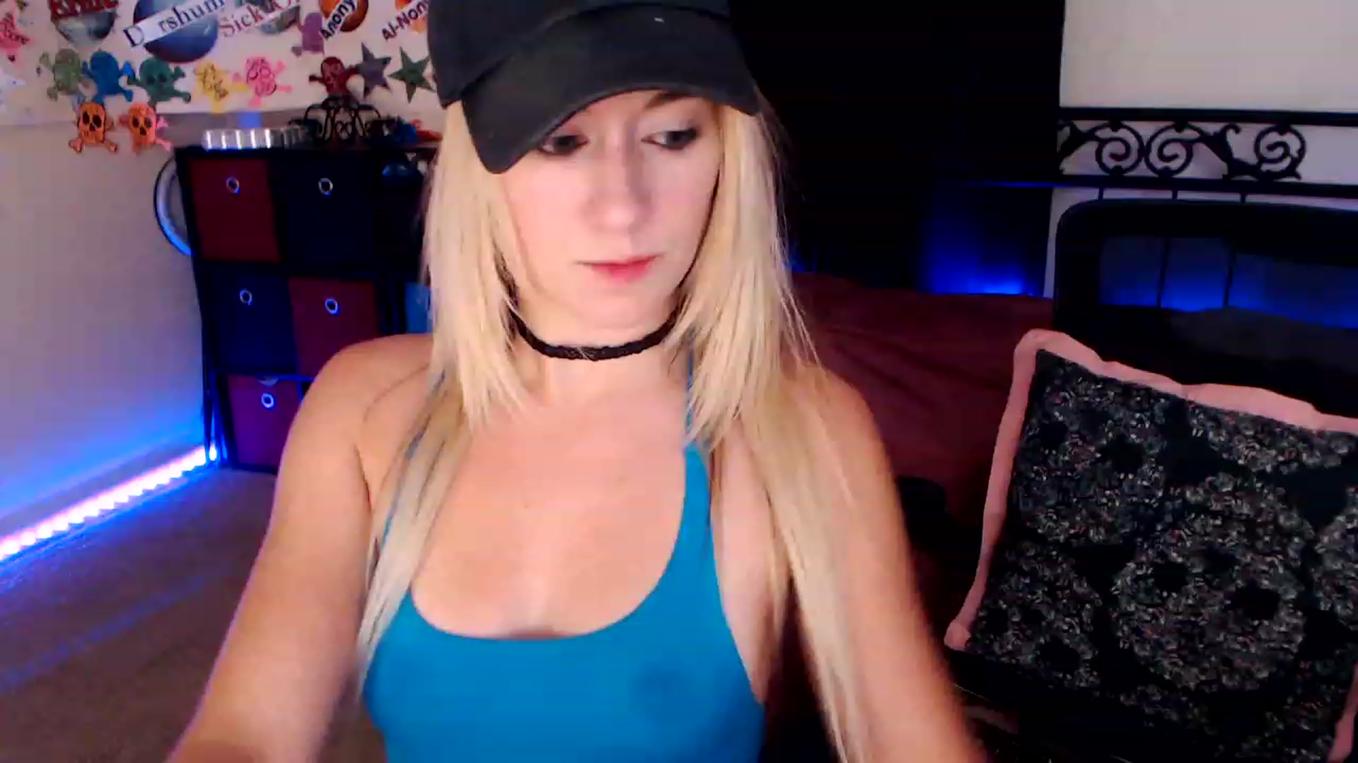 Gallery image thumbnail from SouthernSkye's myfreecams stream on, 03/31/2023, 08:59 image 5 of 20