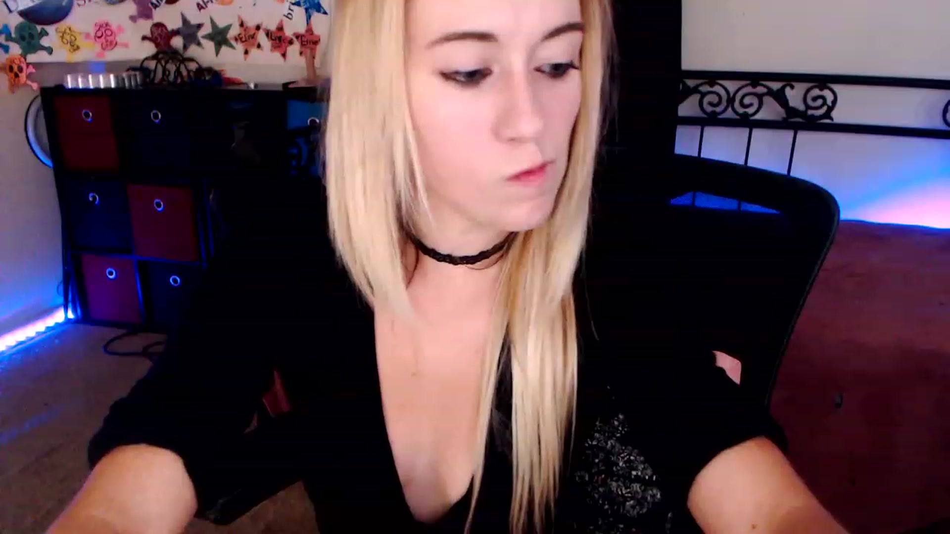 Gallery image thumbnail from SouthernSkye's myfreecams stream on, 04/13/2023, 07:18 image 9 of 20