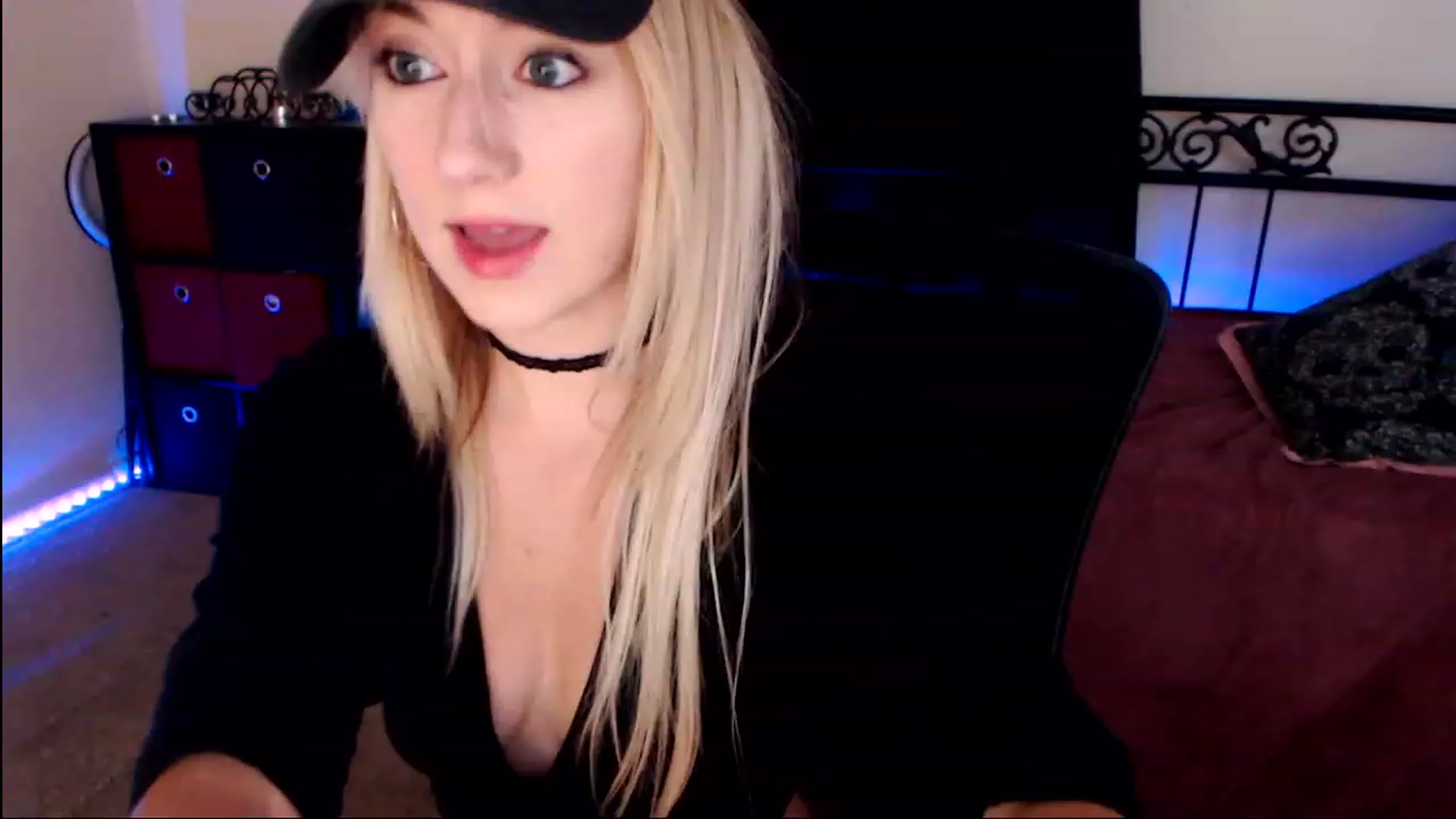Gallery image thumbnail from SouthernSkye's myfreecams stream on, 05/06/2023, 06:20 image 13 of 20