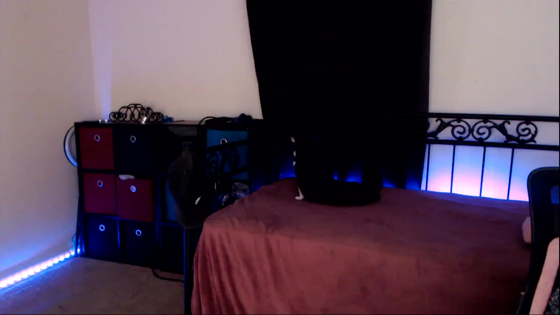 Gallery image thumbnail from SouthernSkye's myfreecams stream on, 05/09/2023, 05:10 image 18 of 20