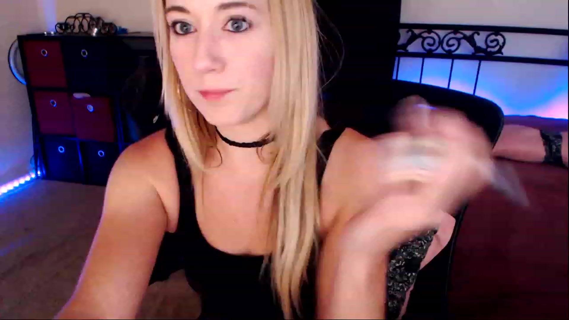 Gallery image thumbnail from SouthernSkye's myfreecams stream on, 05/09/2023, 05:10 image 12 of 20