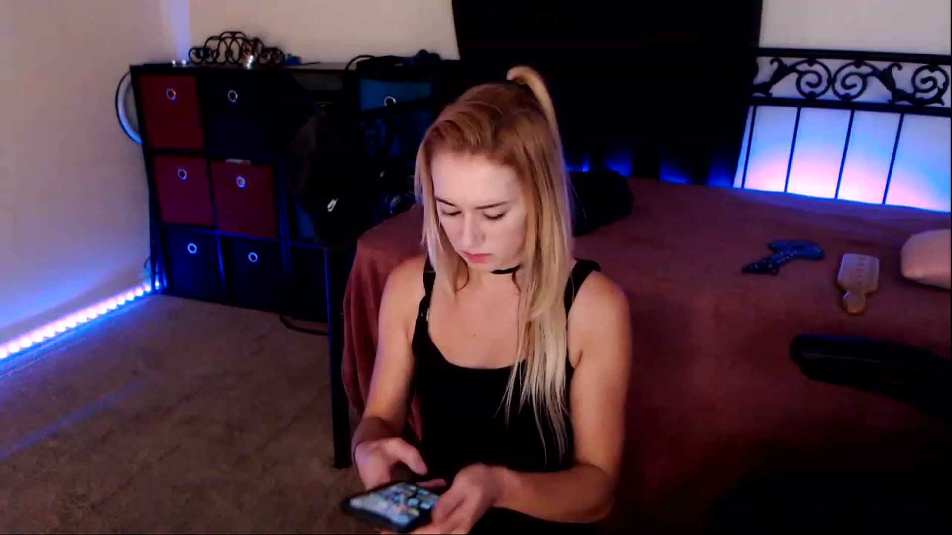 Gallery image thumbnail from SouthernSkye's myfreecams stream on, 05/09/2023, 07:07 image 9 of 20