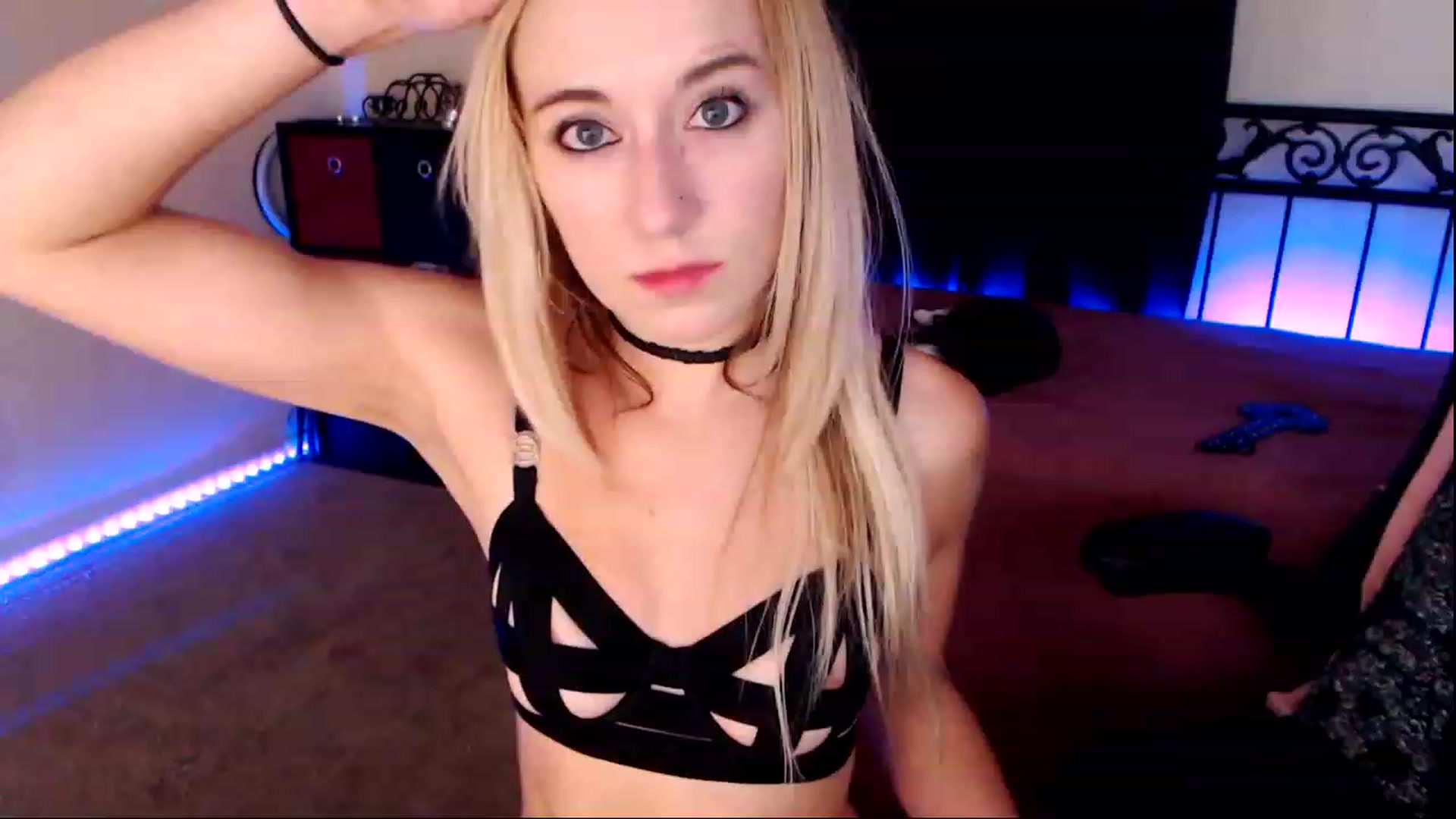 Gallery image thumbnail from SouthernSkye's myfreecams stream on, 05/09/2023, 07:07 image 14 of 20