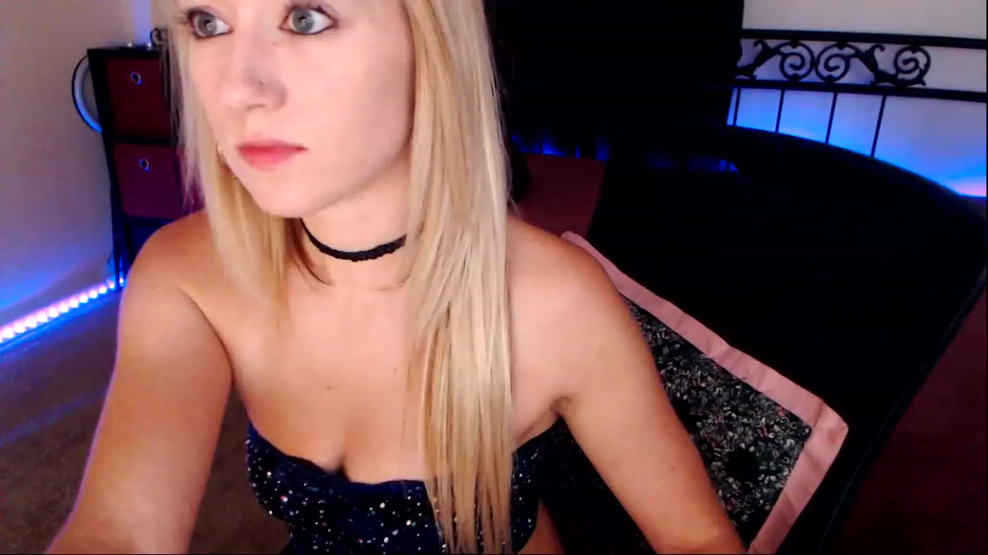 Gallery image thumbnail from SouthernSkye's myfreecams stream on, 05/11/2023, 06:07 image 3 of 20