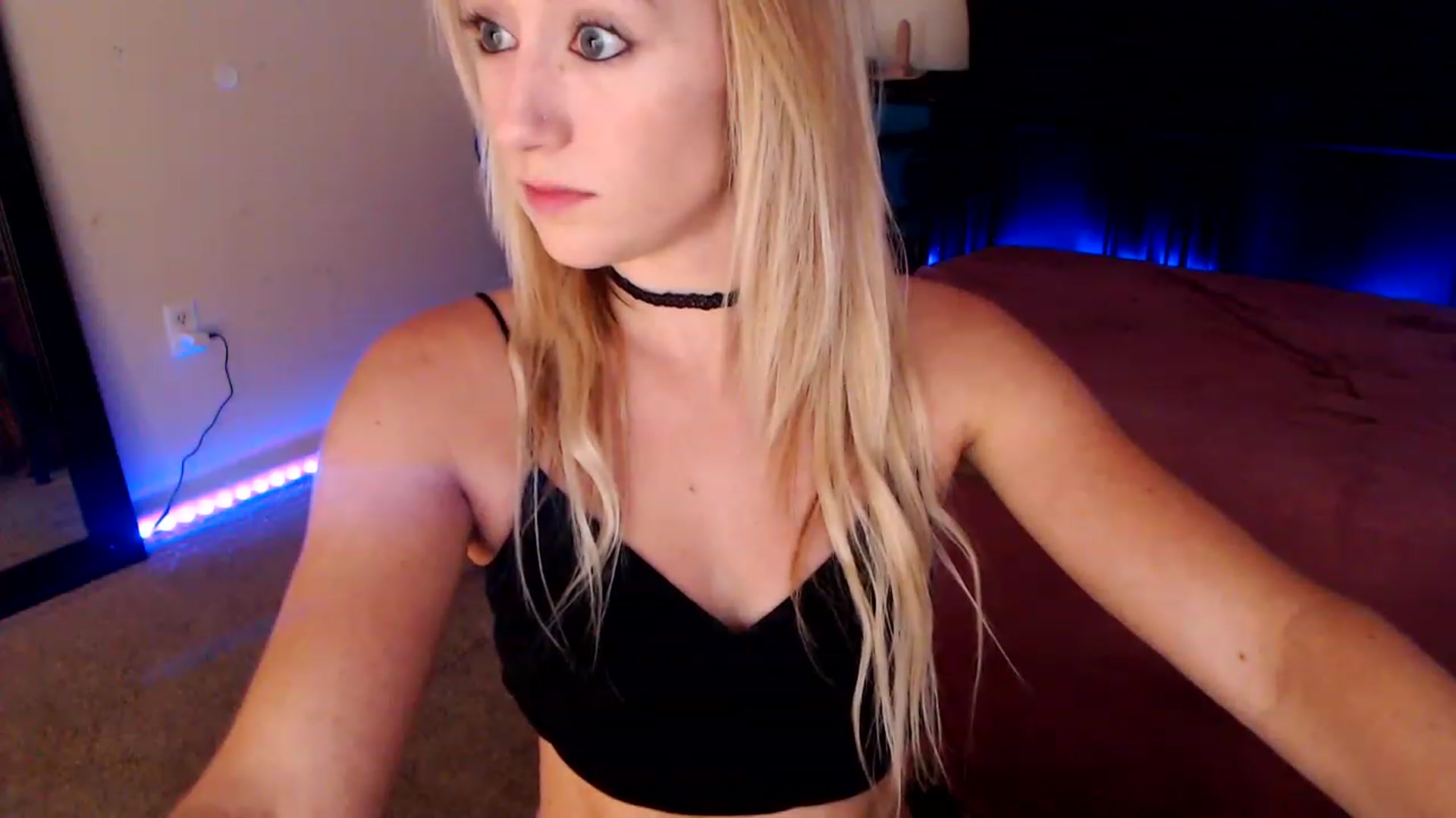 Gallery image thumbnail from SouthernSkye's myfreecams stream on, 05/19/2023, 07:15 image 4 of 20