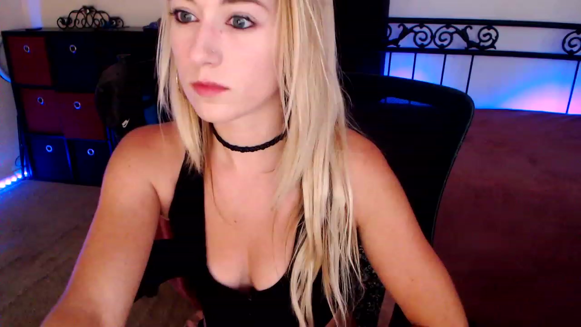Gallery image thumbnail from SouthernSkye's myfreecams stream on, 05/25/2023, 05:53 image 9 of 20