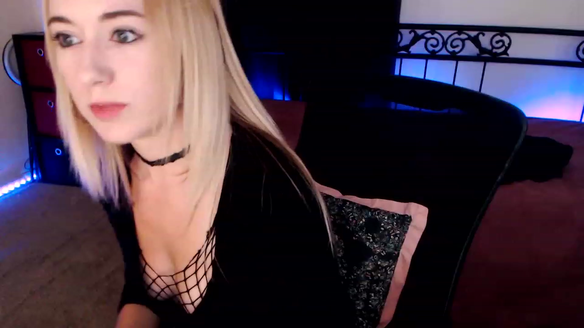 Gallery image thumbnail from SouthernSkye's myfreecams stream on, 05/26/2023, 05:26 image 4 of 20