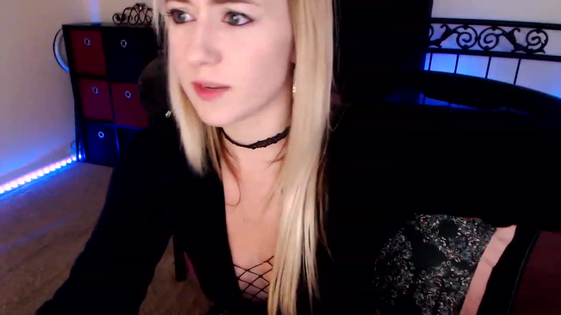 Gallery image thumbnail from SouthernSkye's myfreecams stream on, 05/26/2023, 05:26 image 8 of 20