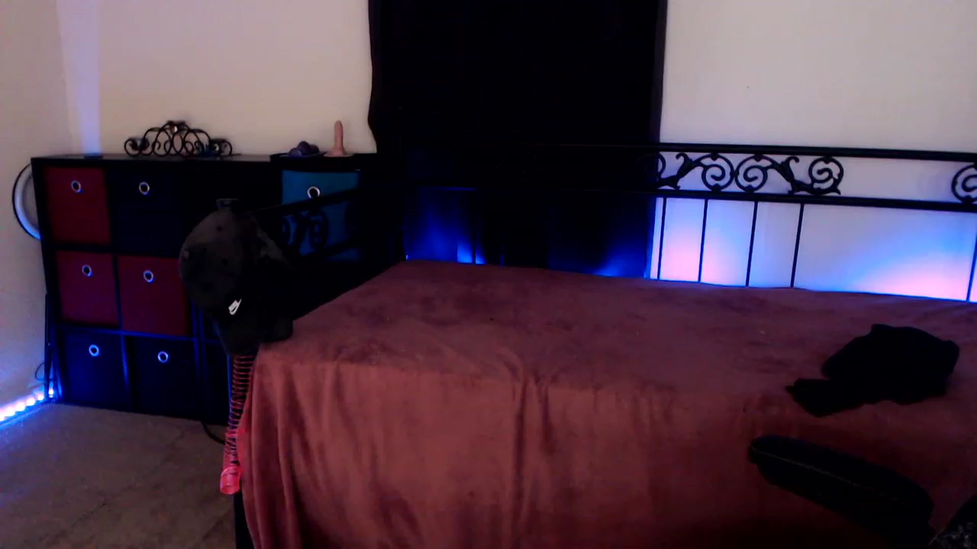 Gallery image thumbnail from SouthernSkye's myfreecams stream on, 05/26/2023, 05:26 image 3 of 20