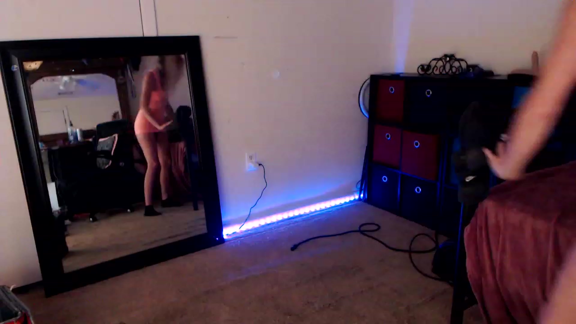 Gallery image thumbnail from SouthernSkye's myfreecams stream on, 05/27/2023, 08:29 image 20 of 20