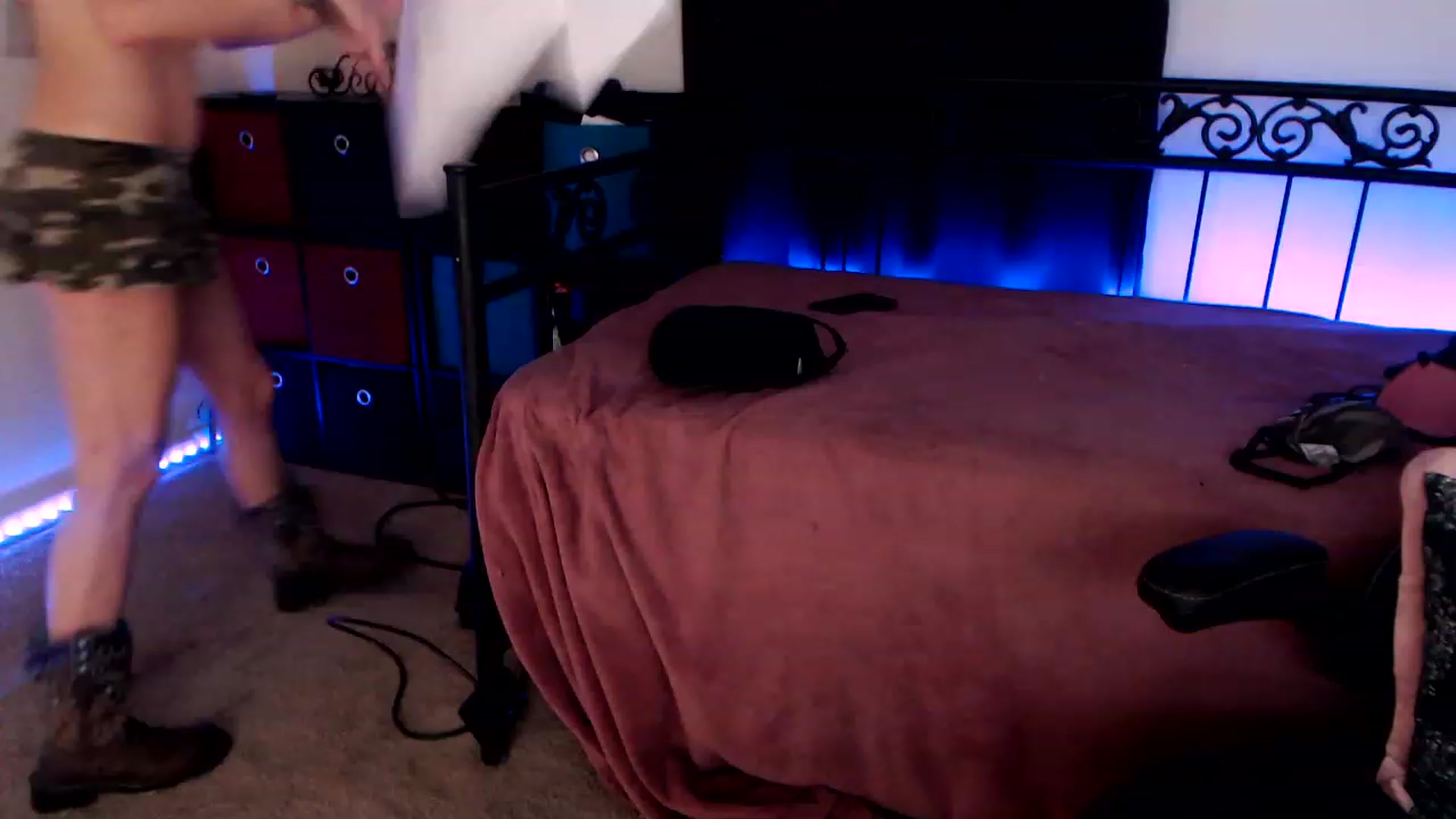 Gallery image thumbnail from SouthernSkye's myfreecams stream on, 06/01/2023, 06:42 image 16 of 20