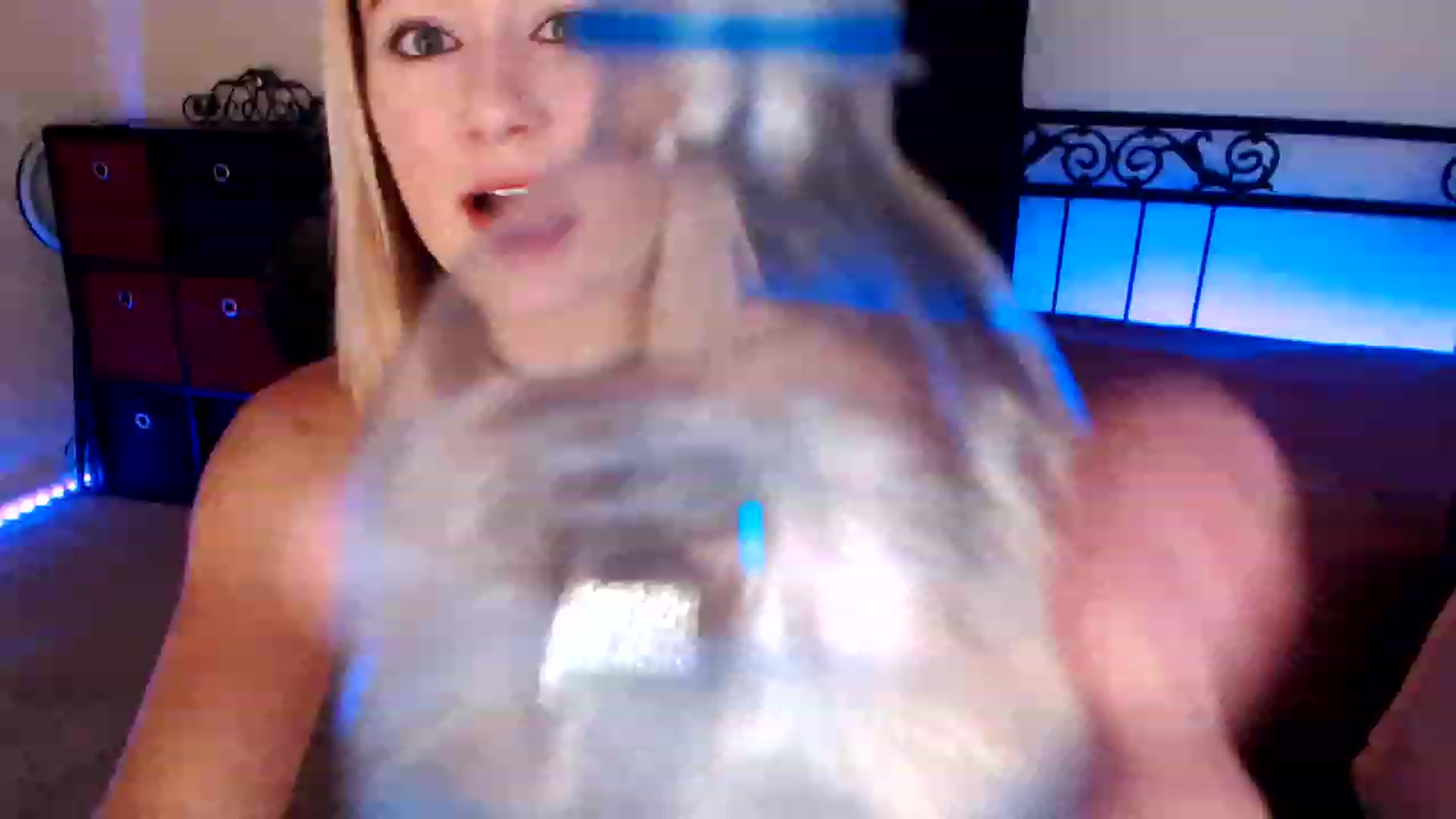 Gallery image thumbnail from SouthernSkye's myfreecams stream on, 06/09/2023, 05:29 image 10 of 20