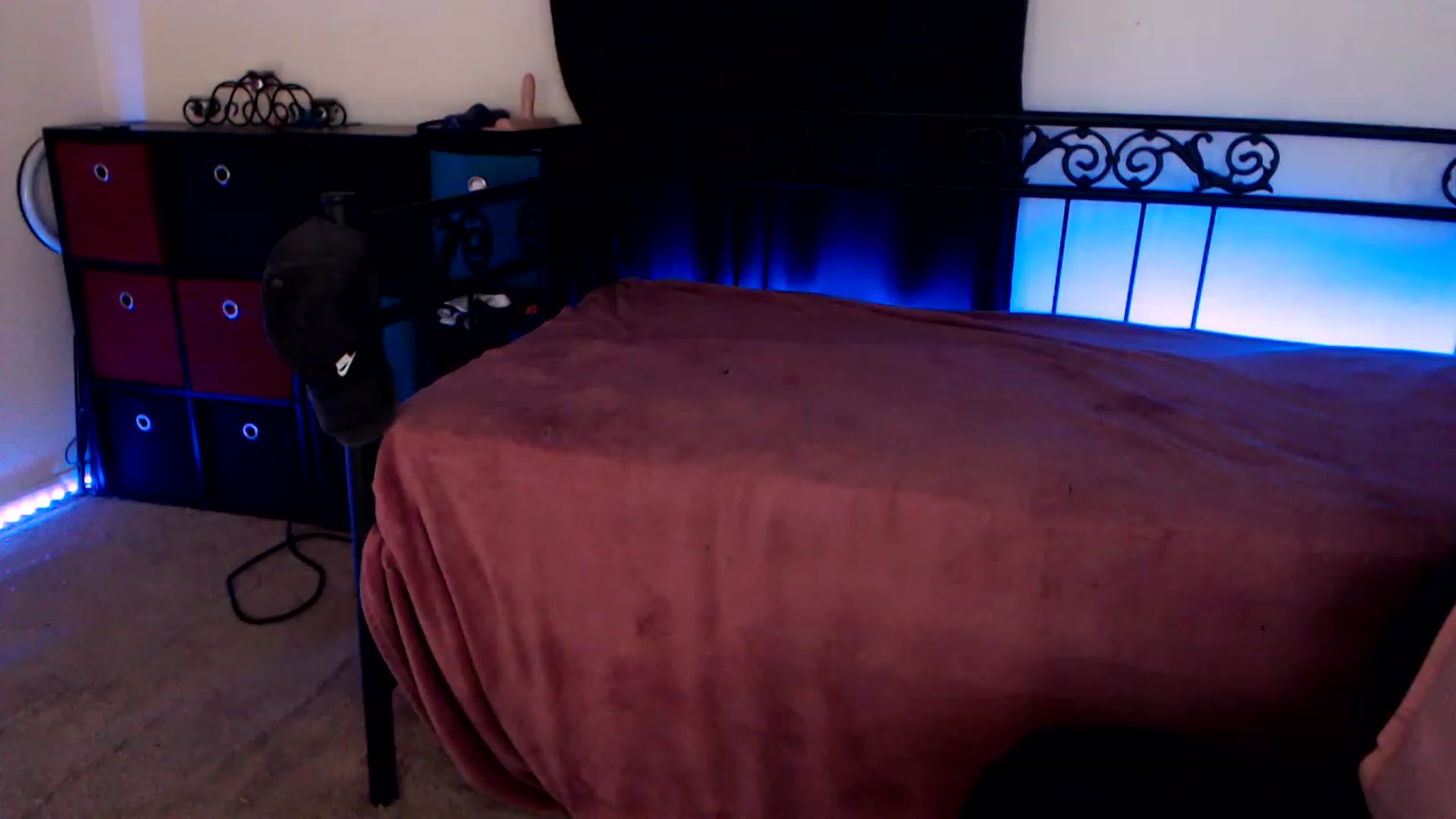 Gallery image thumbnail from SouthernSkye's myfreecams stream on, 06/09/2023, 05:29 image 11 of 20