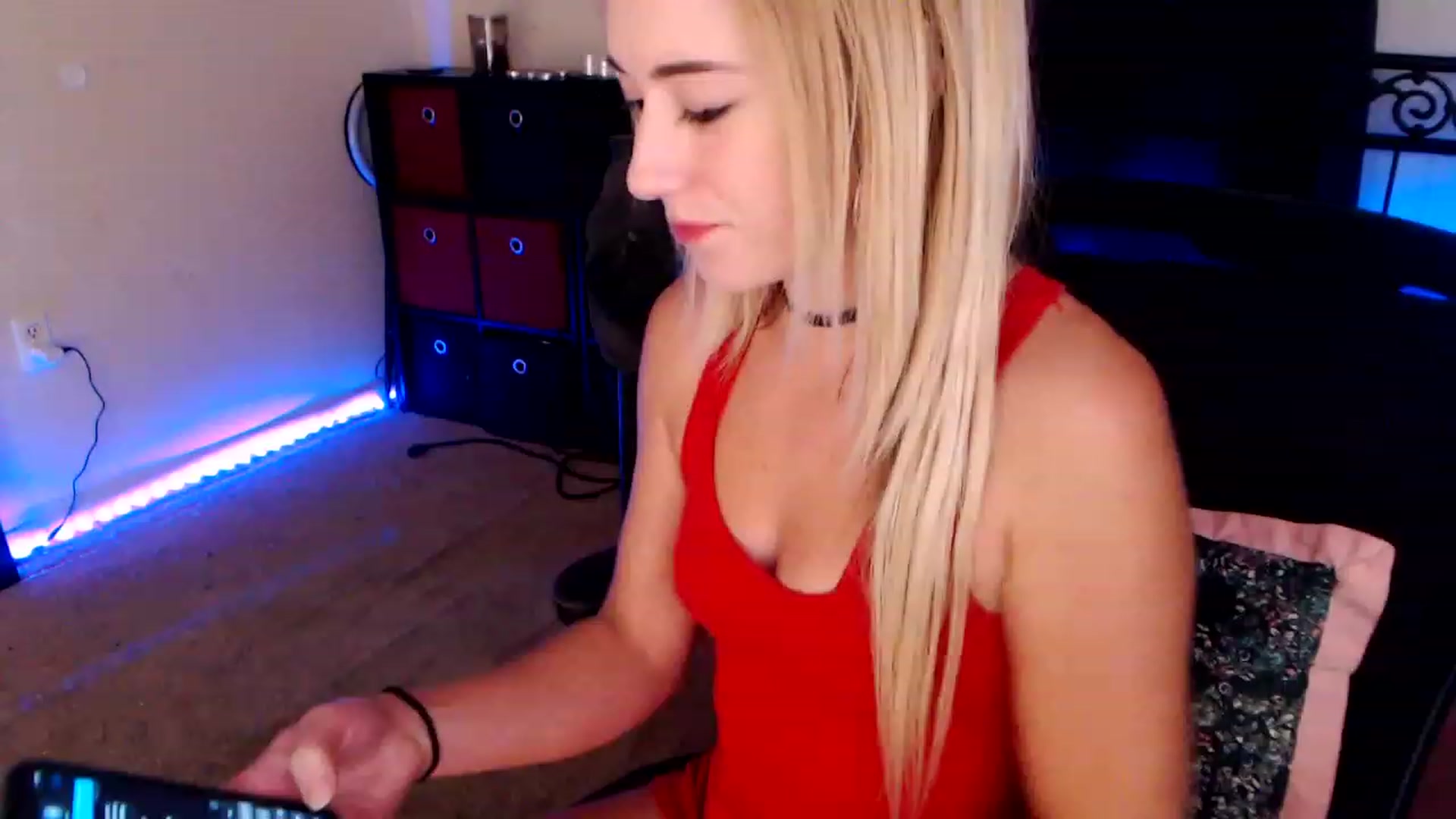 Gallery image thumbnail from SouthernSkye's myfreecams stream on, 06/14/2023, 05:25 image 4 of 20