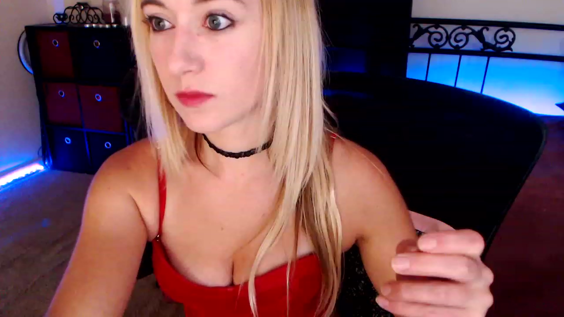 Gallery image thumbnail from SouthernSkye's myfreecams stream on, 06/18/2023, 07:25 image 20 of 20