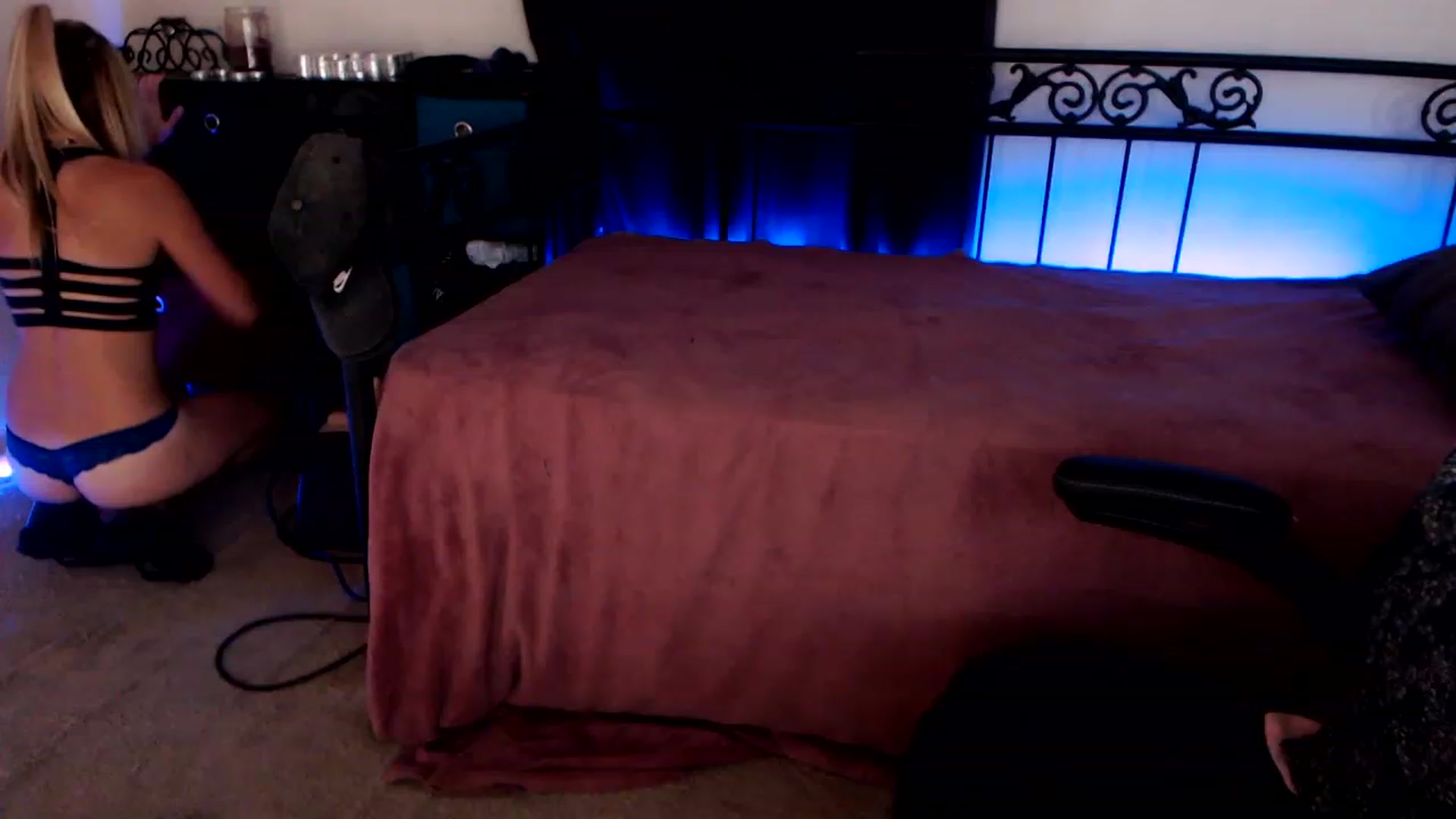 Gallery image thumbnail from SouthernSkye's myfreecams stream on, 06/27/2023, 06:28 image 18 of 20