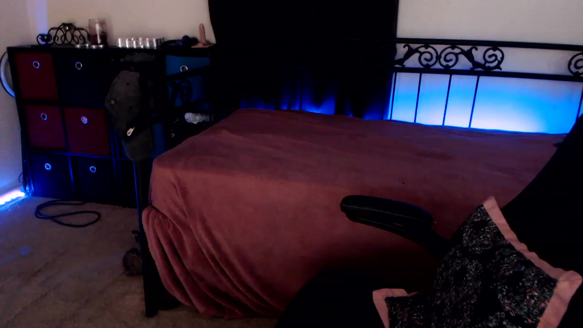 Gallery image thumbnail from SouthernSkye's myfreecams stream on, 06/28/2023, 06:53 image 3 of 20