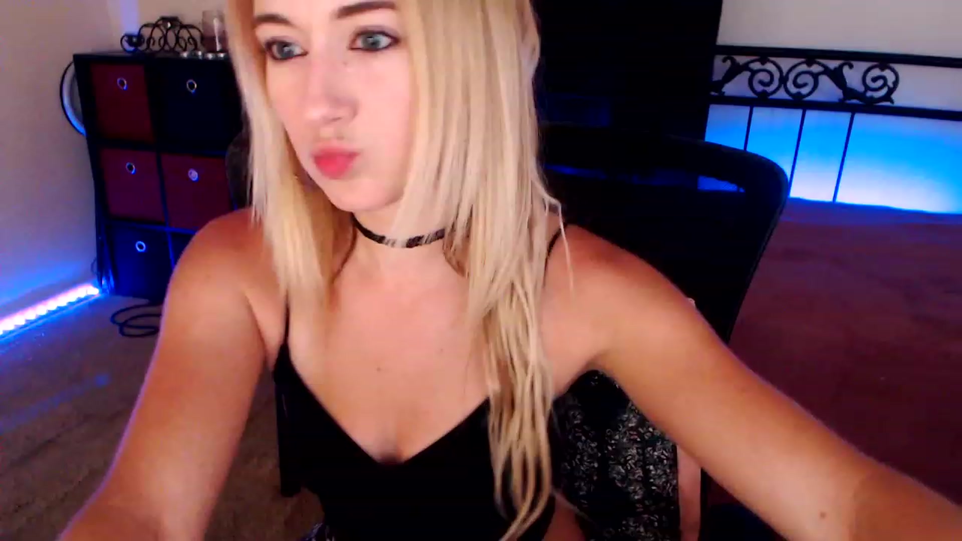 Gallery image thumbnail from SouthernSkye's myfreecams stream on, 06/30/2023, 05:16 image 4 of 20
