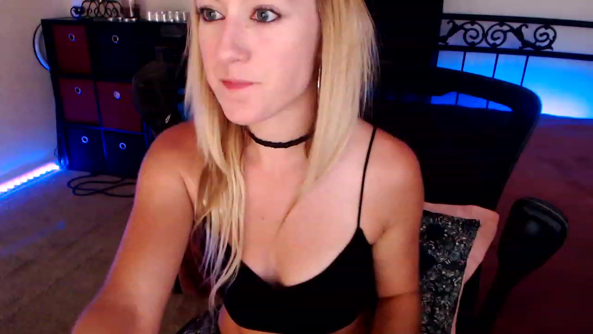 Gallery image thumbnail from SouthernSkye's myfreecams stream on, 06/30/2023, 05:54 image 18 of 20