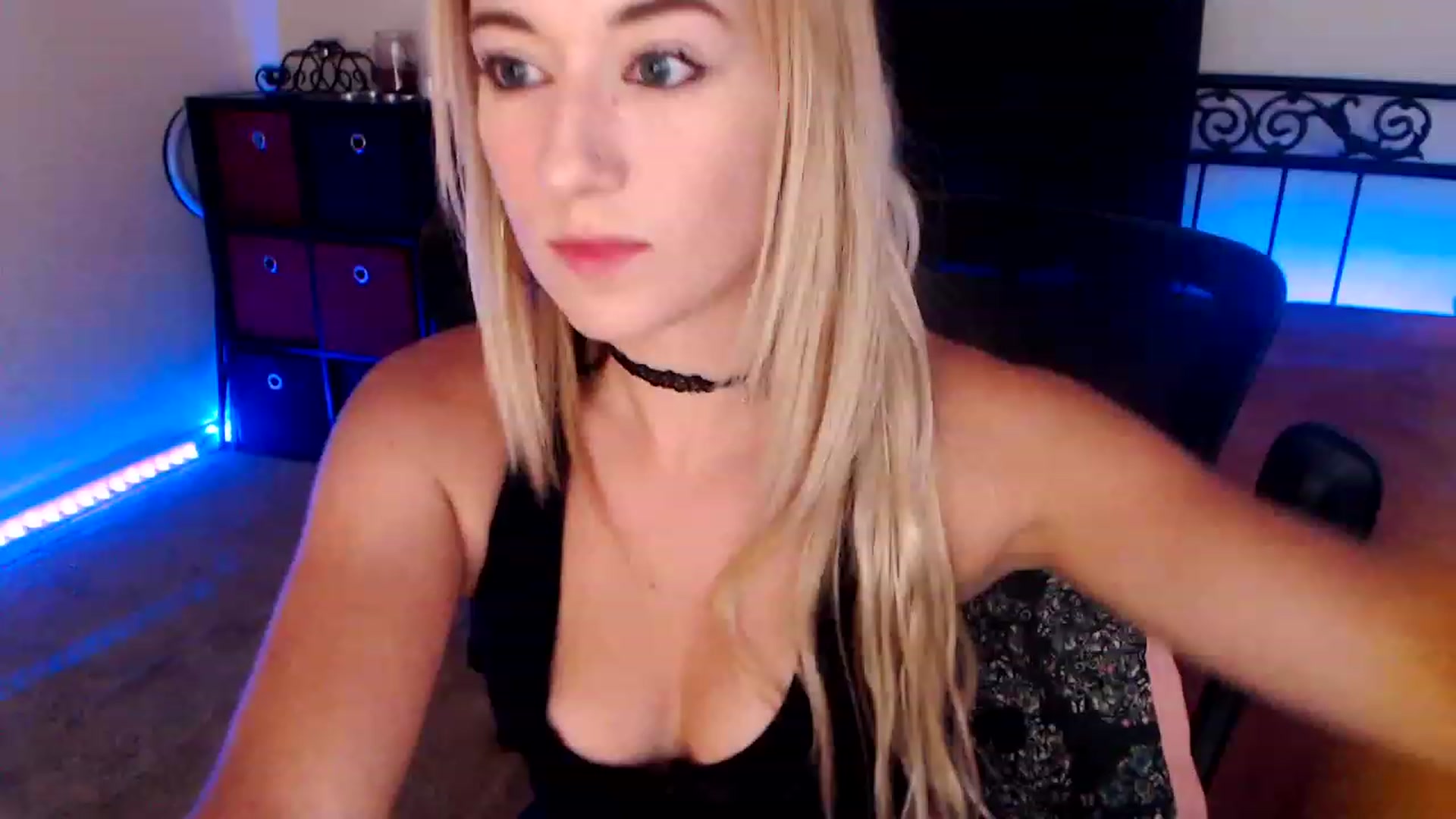 Gallery image thumbnail from SouthernSkye's myfreecams stream on, 07/15/2023, 07:20 image 6 of 20
