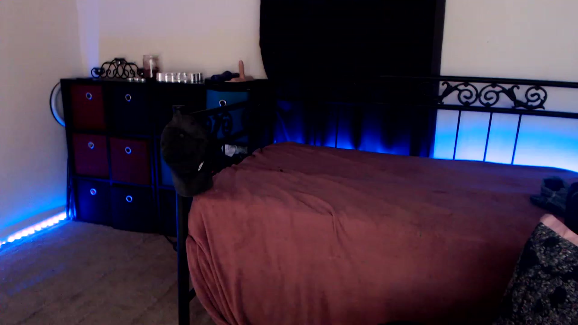 Gallery image thumbnail from SouthernSkye's myfreecams stream on, 07/27/2023, 04:54 image 14 of 20