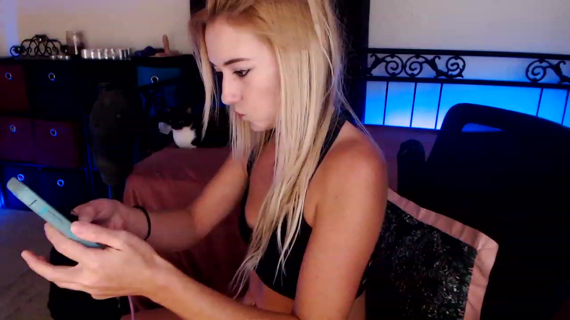 Gallery image thumbnail from SouthernSkye's myfreecams stream on, 07/28/2023, 04:47 image 13 of 20