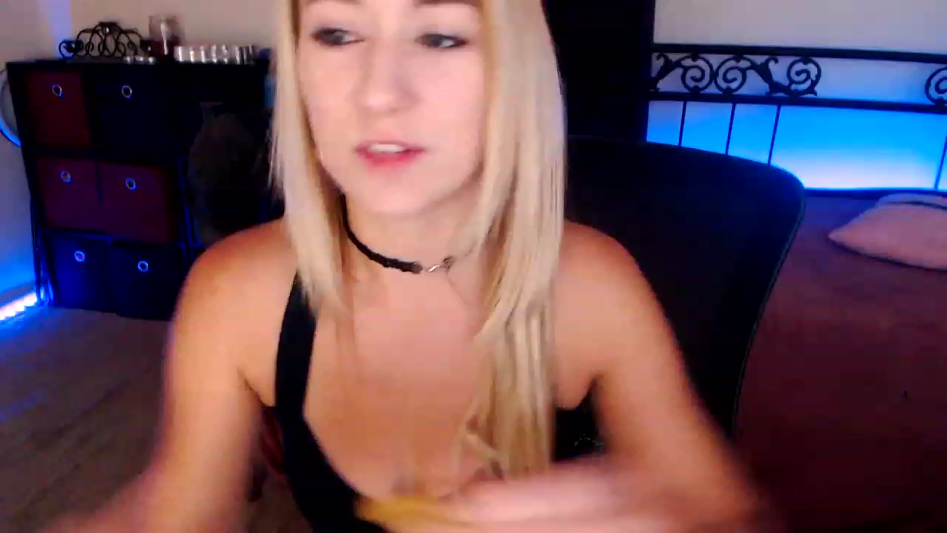 Gallery image thumbnail from SouthernSkye's myfreecams stream on, 07/28/2023, 04:47 image 16 of 20