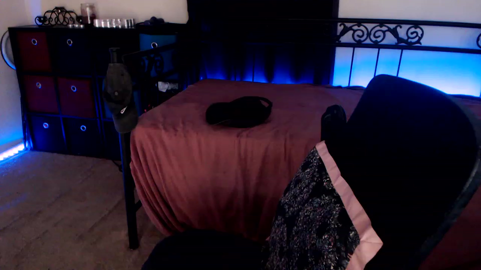 Gallery image thumbnail from SouthernSkye's myfreecams stream on, 07/29/2023, 06:30 image 11 of 20